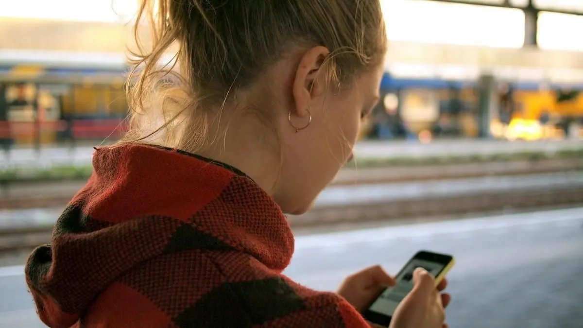 Дослідники з'ясували: месенджер Max має глибокий доступ до смартфона