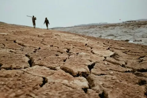 Чому зникає вода: науковці пояснили обміління озер та сухі криниці