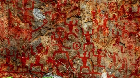 Секрет 2000-річної фарби: у Китаї розкрили технологію наскельних малюнків