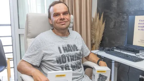 Науковець Михайло Висоцький відновив YouTube-канал після втрати житла