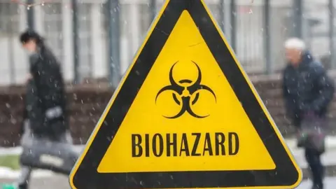 Anthropic заблокувала п'ять акаунтів через біологічні запити до Claude